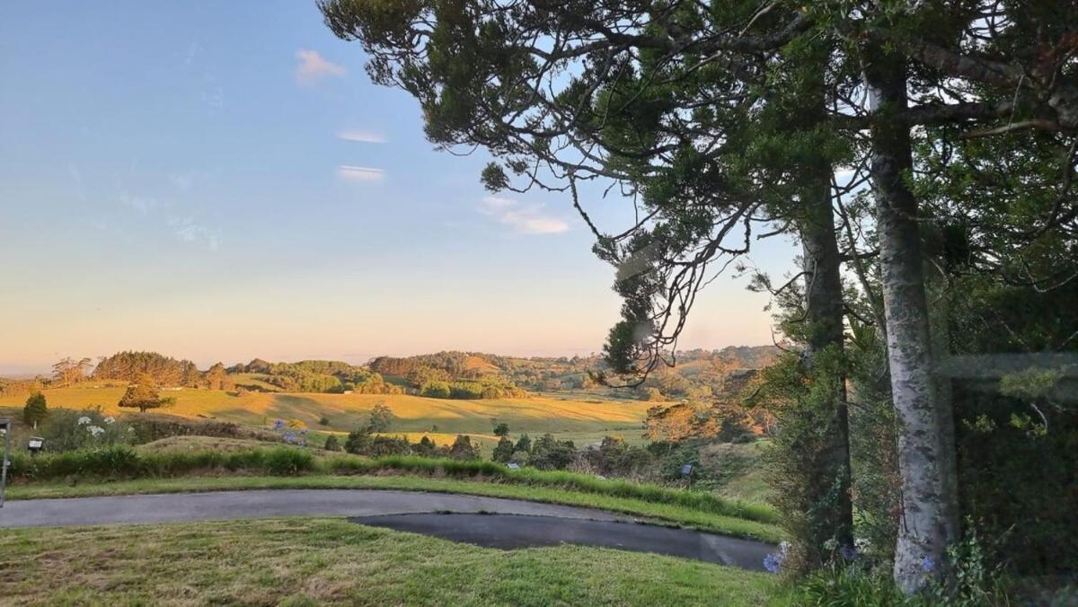 The Kauri Getaway By Tiny Away Villa Waitoki Eksteriør billede
