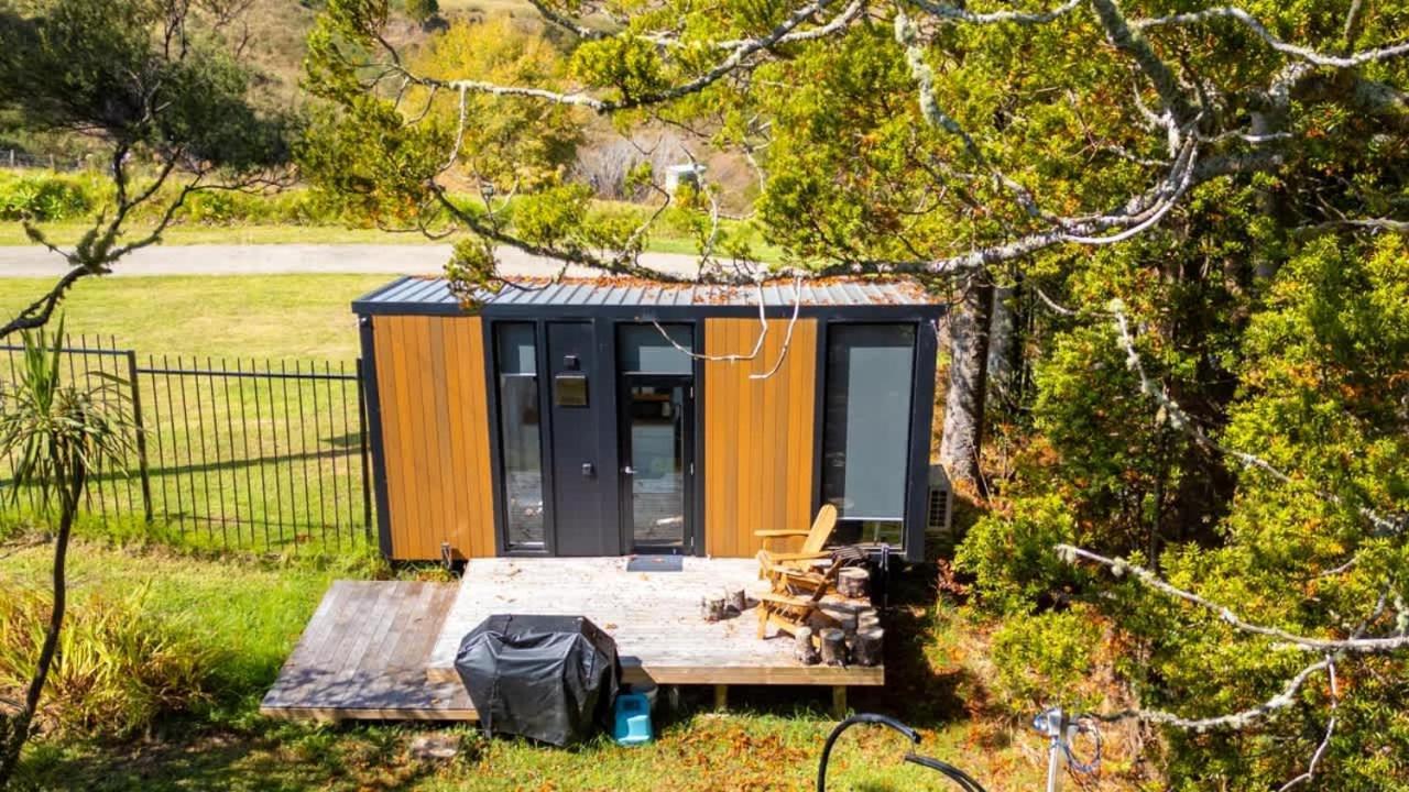 The Kauri Getaway By Tiny Away Villa Waitoki Eksteriør billede